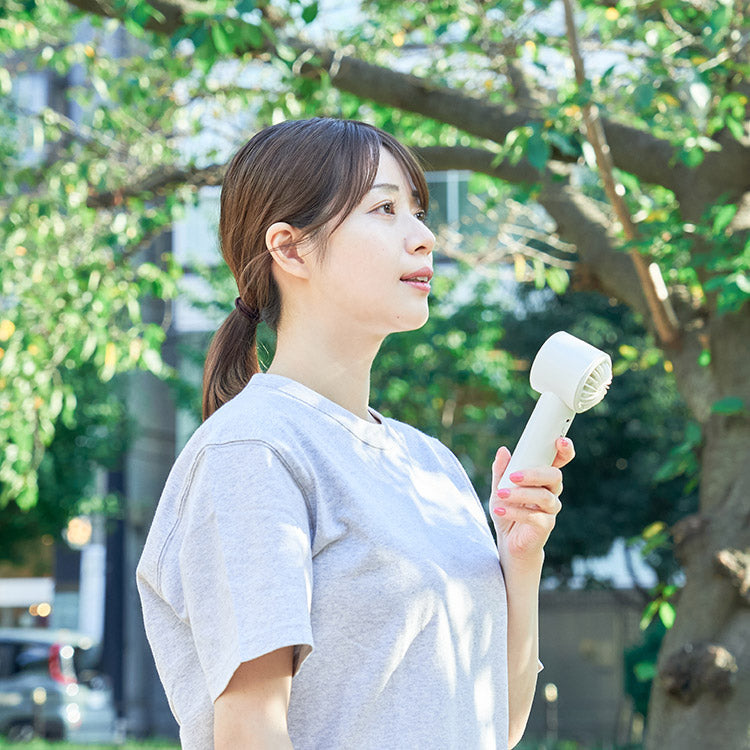 Life on Products ペルチェ冷却機能ターボハンディファン リリーホワイト