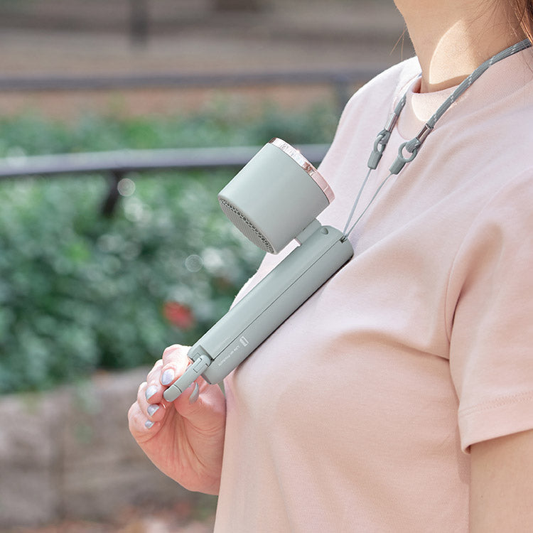 Life on Products ペルチェ冷却機能ハンディファン カラビナ付 スモーキーブルー