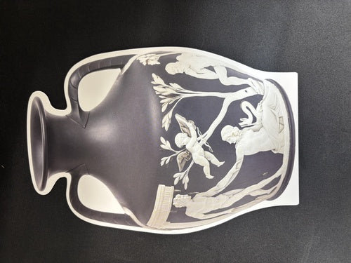 【V&A_O】ダイカットポストカード(ウェッジウッドの花瓶)