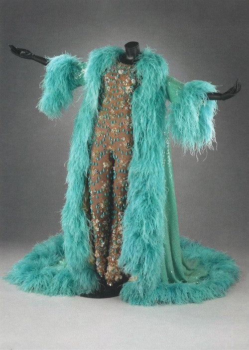 【V&A_O】ポストカード(デイム・シャーリー・バッシーが着用したキャットスーツとコート)