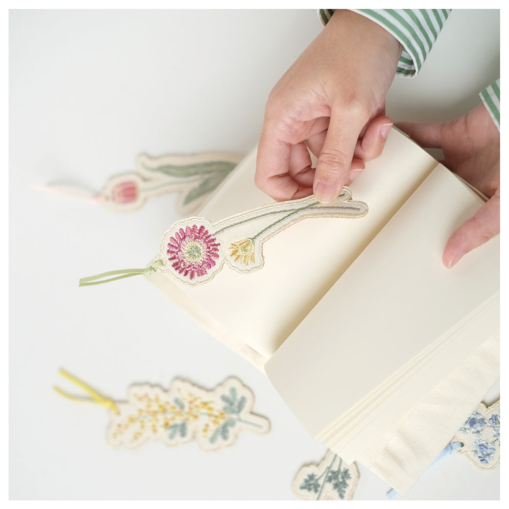 ito&/花咲く刺繍の文具 ブックマーク ガーベラ
