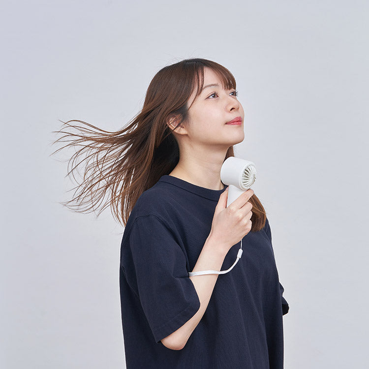 Life on Products ペルチェ冷却機能ターボハンディファン リリーホワイト