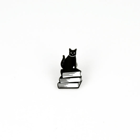 BIBLIOPHILIC PIN BADGE